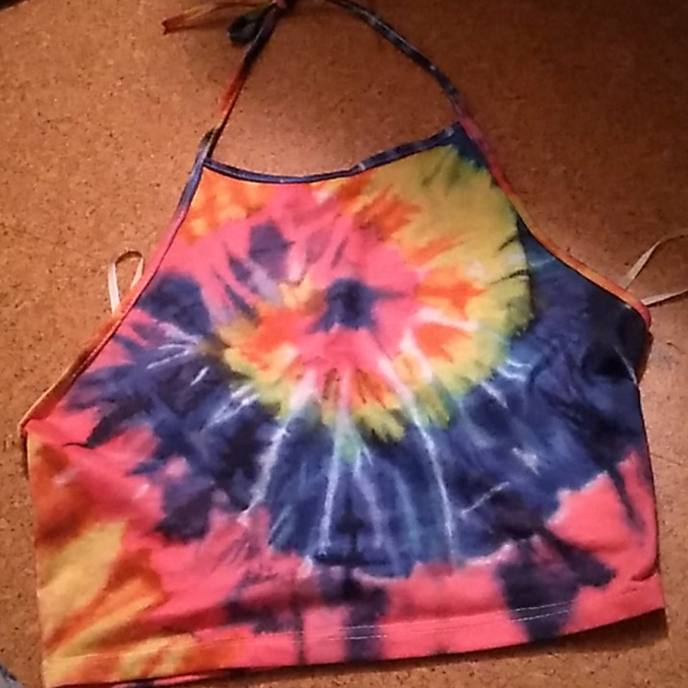 Halter top